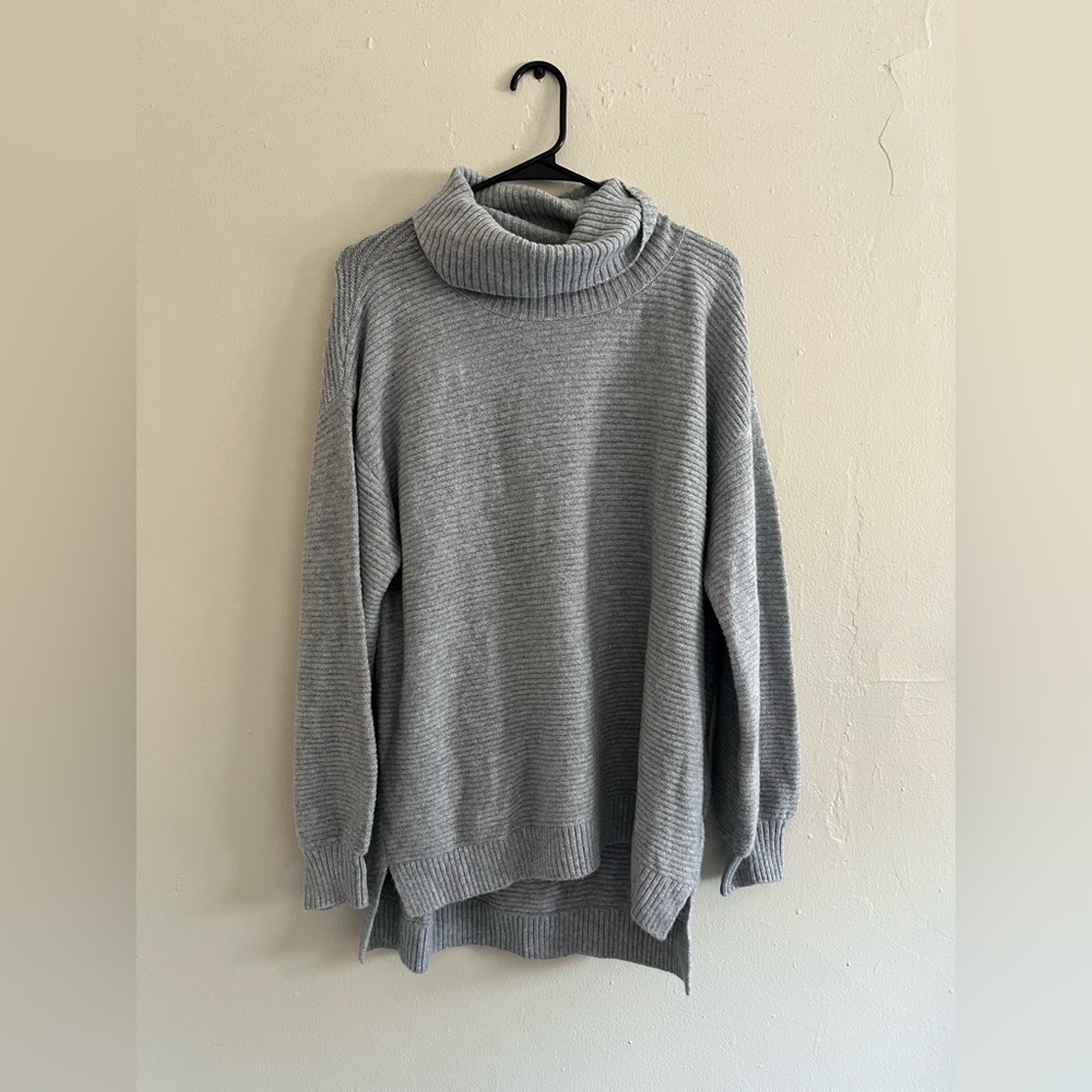 NWOT- UpWest Comfy Tunic Turtleneck